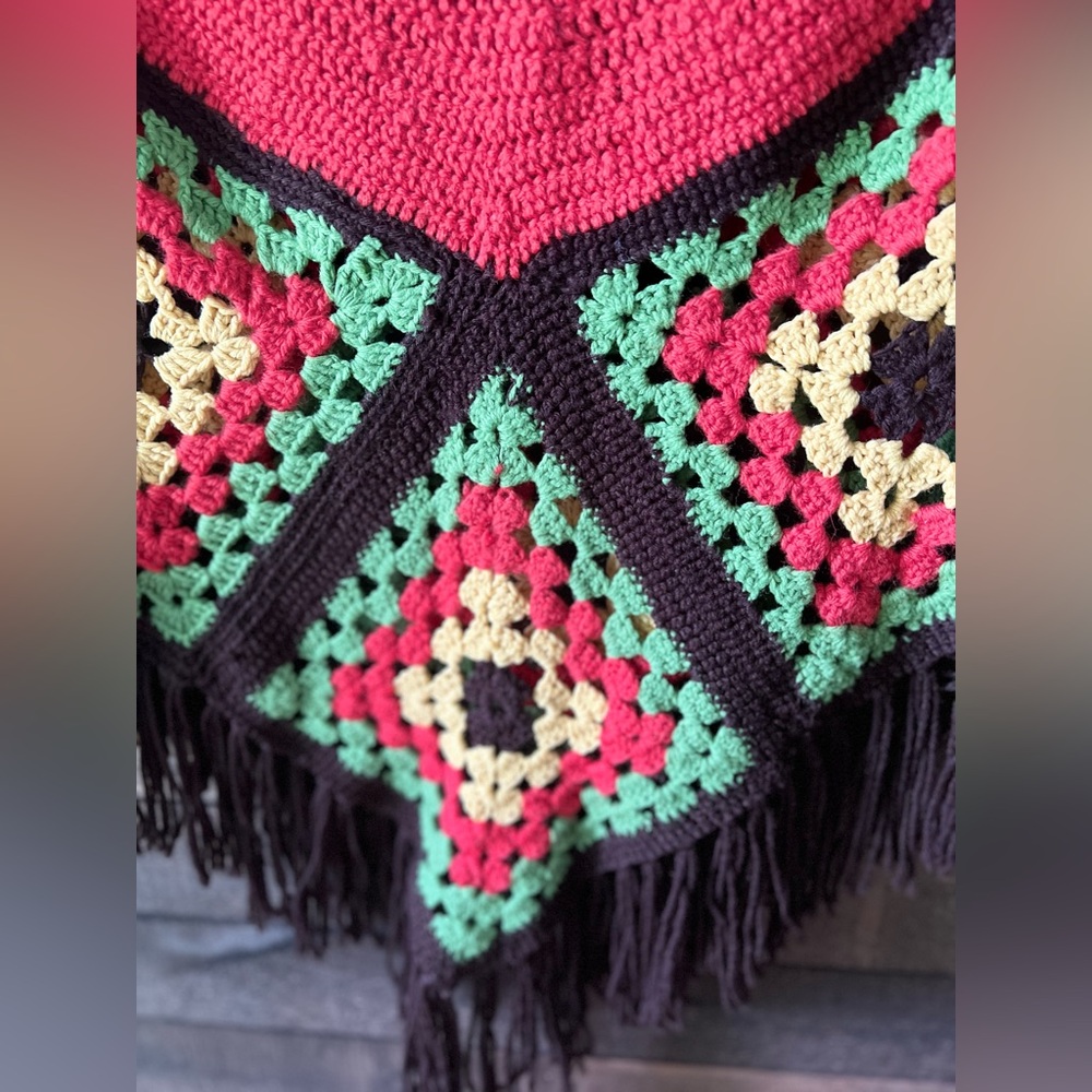 Vintage Handmade Crochet Granny Square Poncho with Fringe - Picture 4 of 8